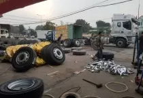 THAY LỐP XE Ô TÔ CÓ LÂU KHÔNG? THỜI GIAN BAO LÂU? QUY TRÌNH THAY LỐP CHI TIẾT TỪ A–Z