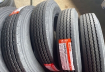 So Sánh Lốp Xe Tải Bố Kẽm (Radial) Và Bố Vải (Nylon): Nên Chọn Loại Nào?