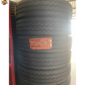Lốp Xe  ROADSTAR 12R22.5 18PR