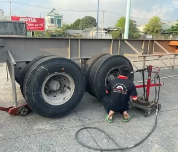 VÁ VỎ XE LƯU ĐỘNG - DỊCH VỤ NHANH CHÓNG TỐI ƯU AI BÌNH DƯƠNG NĂM 2026