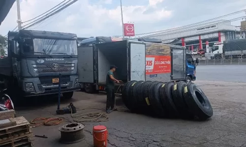 DỊCH VỤ SHIP LỐP / THAY LỐP LƯU ĐỘNG NHANH 