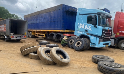 Vá Vỏ Xe Ô Tô Lưu Động Bình Dương | Lắp Ráp Lốp – Cửu Long Thiên